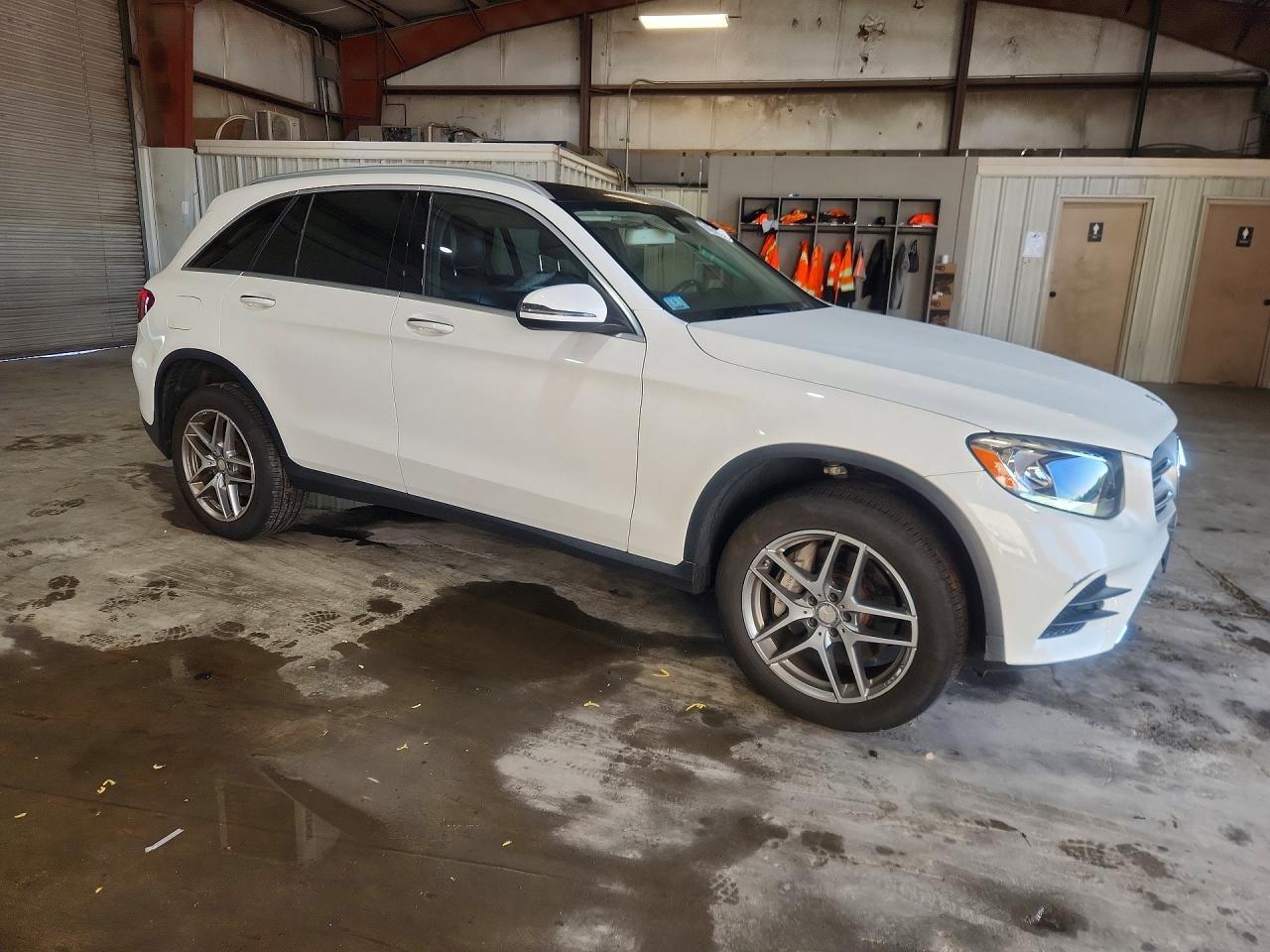 2016 Mercedes-Benz Glc 300 4Matic - Фото 4