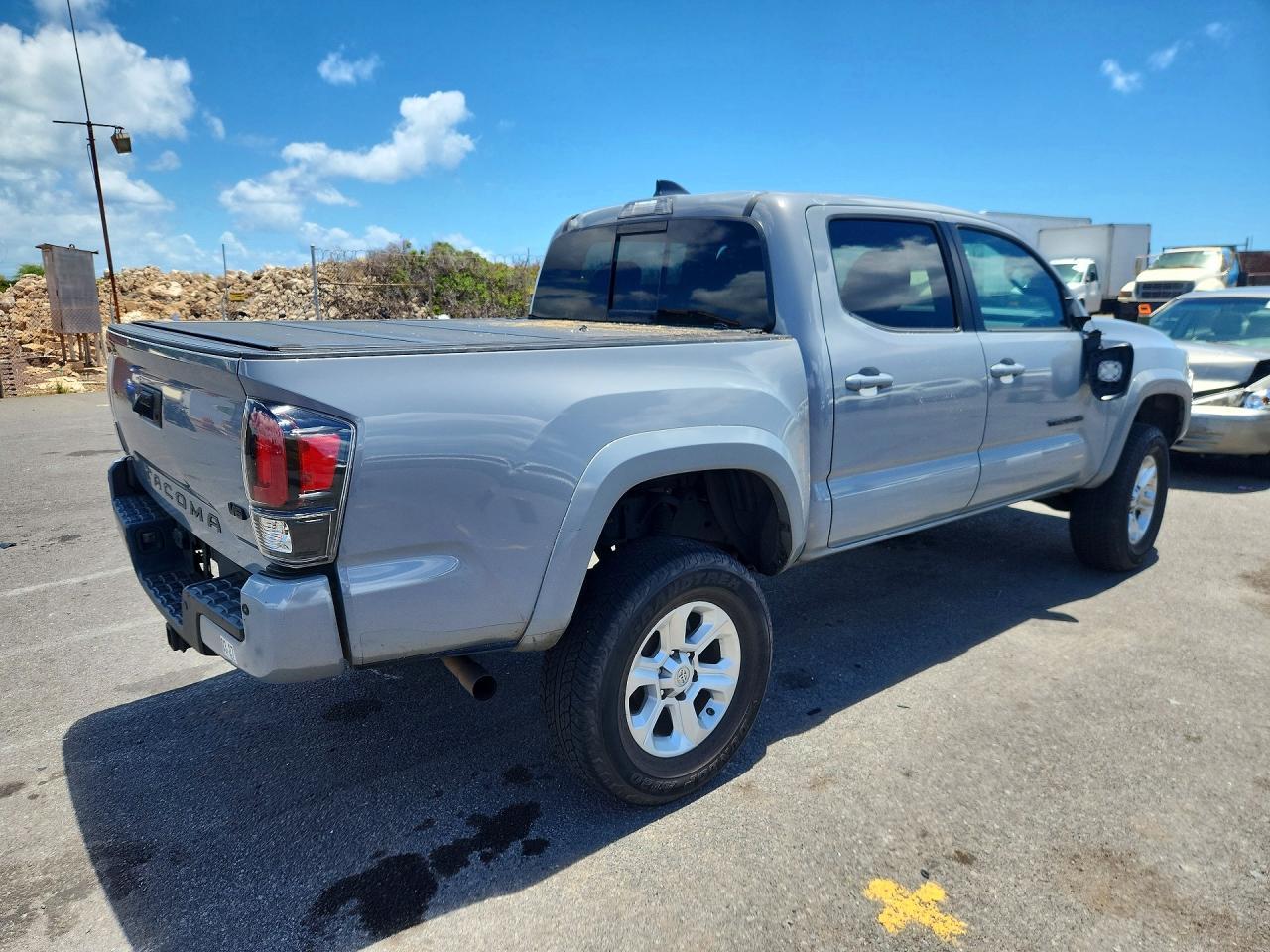2021 Toyota Tacoma Sr5 V6 - Image 3