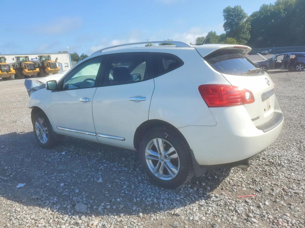 2013 Nissan Rogue S - Фото 2