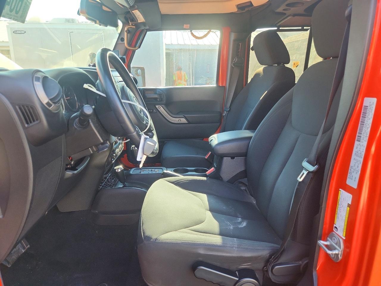 2015 Jeep Wrangler Unlimited Sport - Фото 7