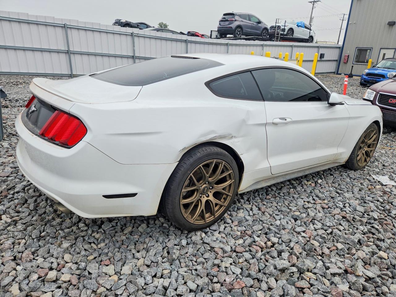 2015 Ford Mustang - Фото 3
