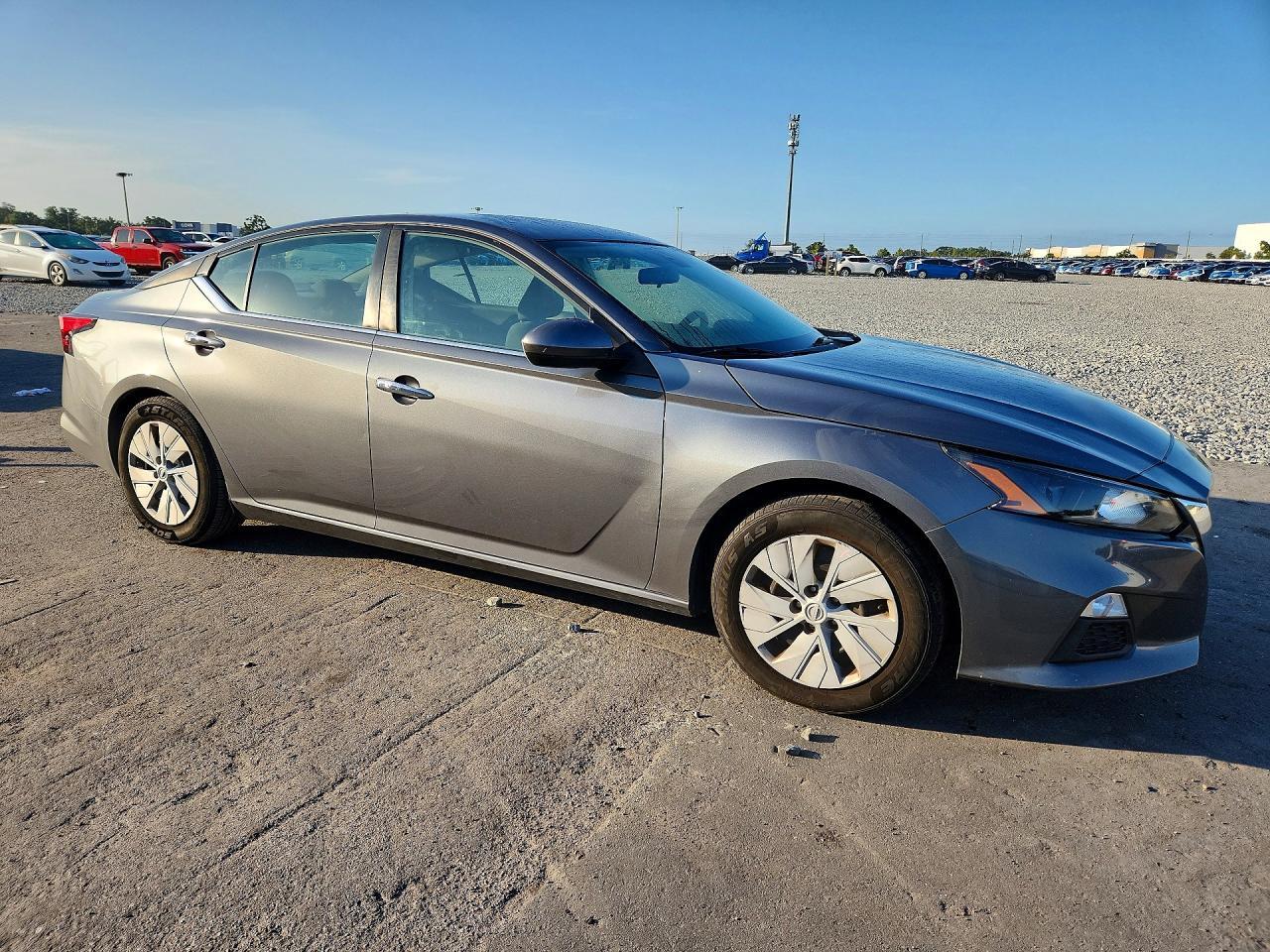 2022 Nissan Altima S - Фото 4