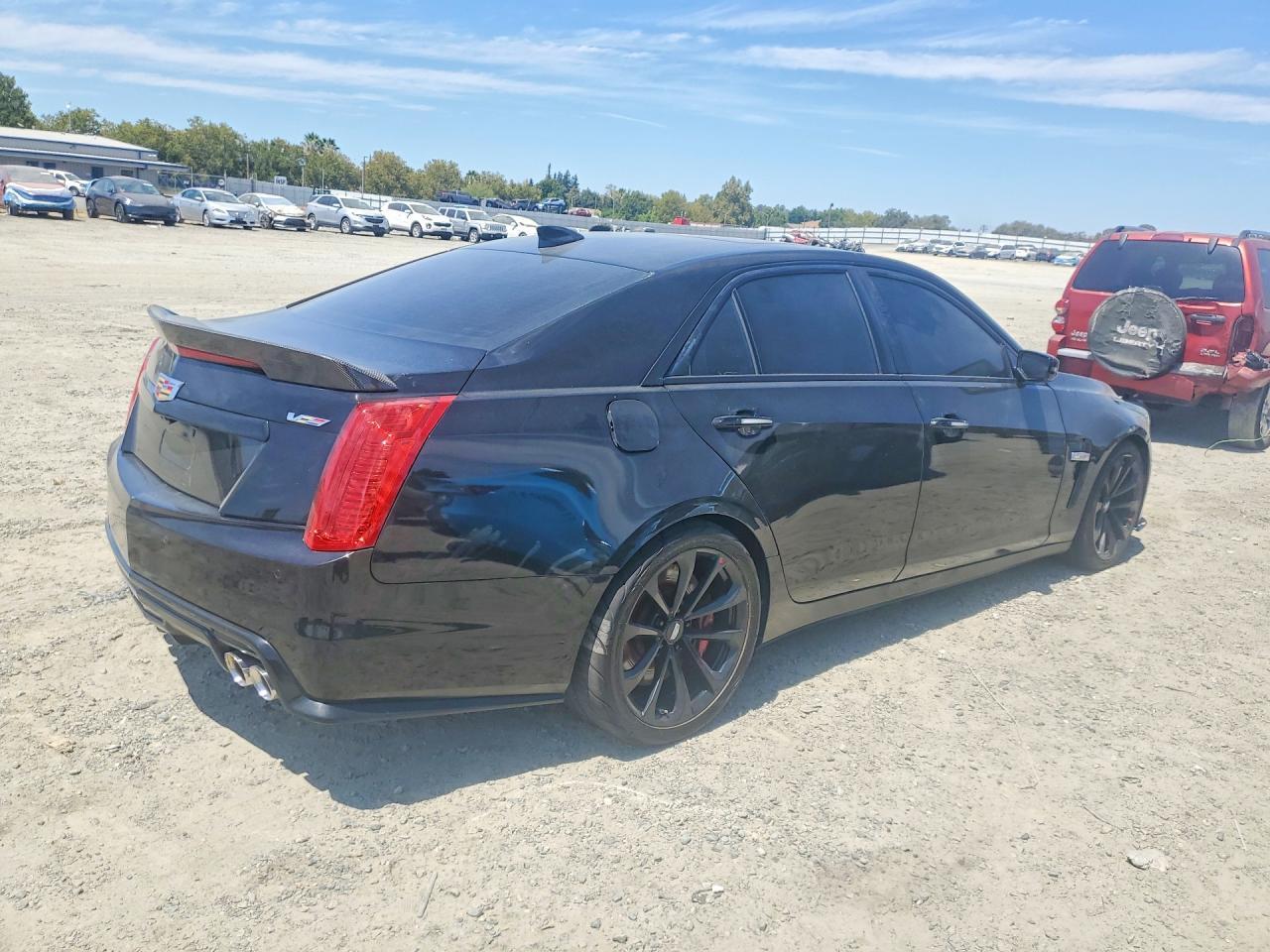 2017 Cadillac Cts-V - Image 3