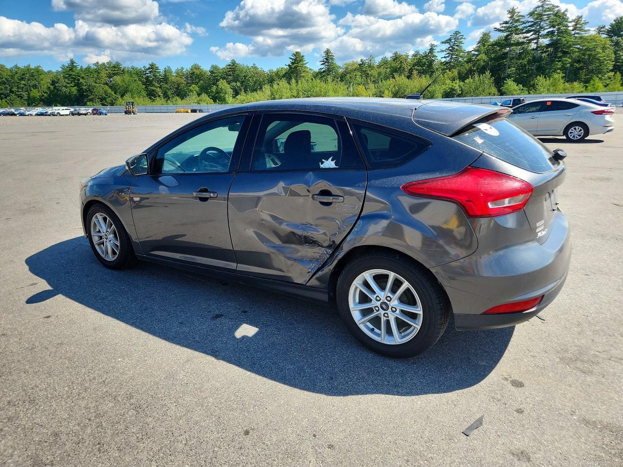 2018 Ford Focus Se - Фото 2