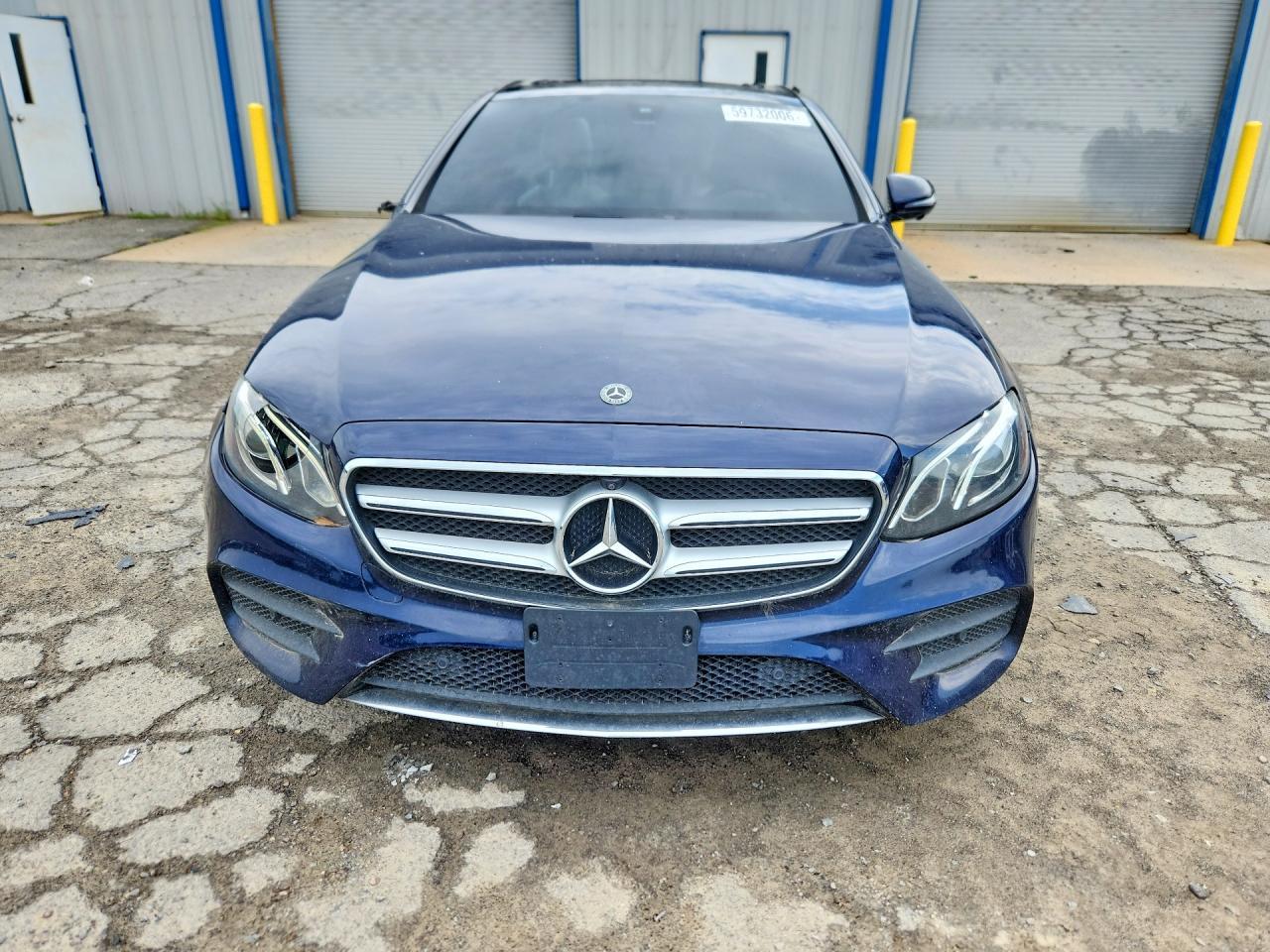 2019 Mercedes-Benz E 300 4Matic - Фото 5