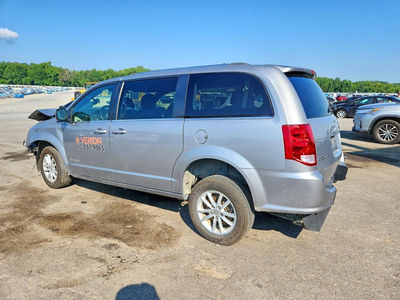 2016 Dodge Grand Caravan Sxt - Фото 2