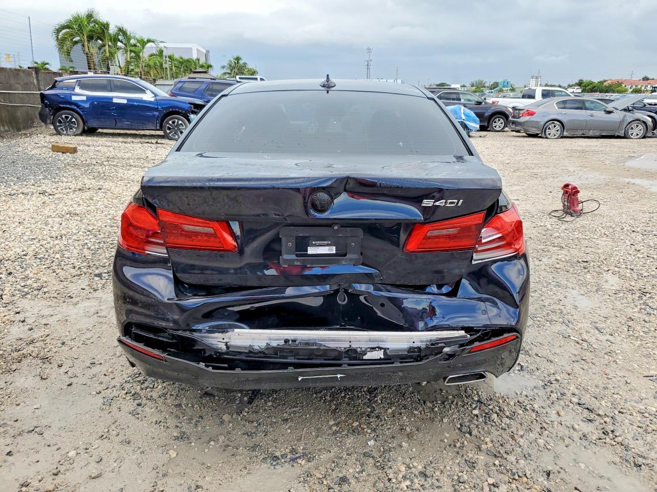2020 BMW 540 I - Image 6