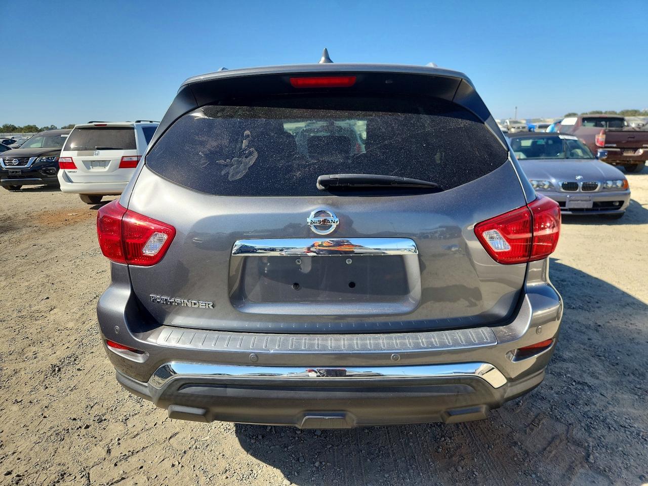 2025 Nissan Pathfinder S - Фото 6