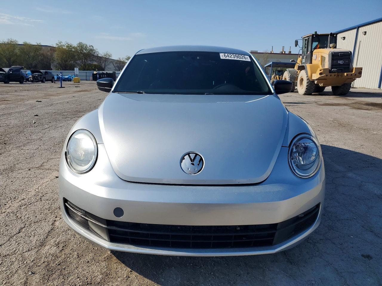 2014 Volkswagen Beetle - Фото 5