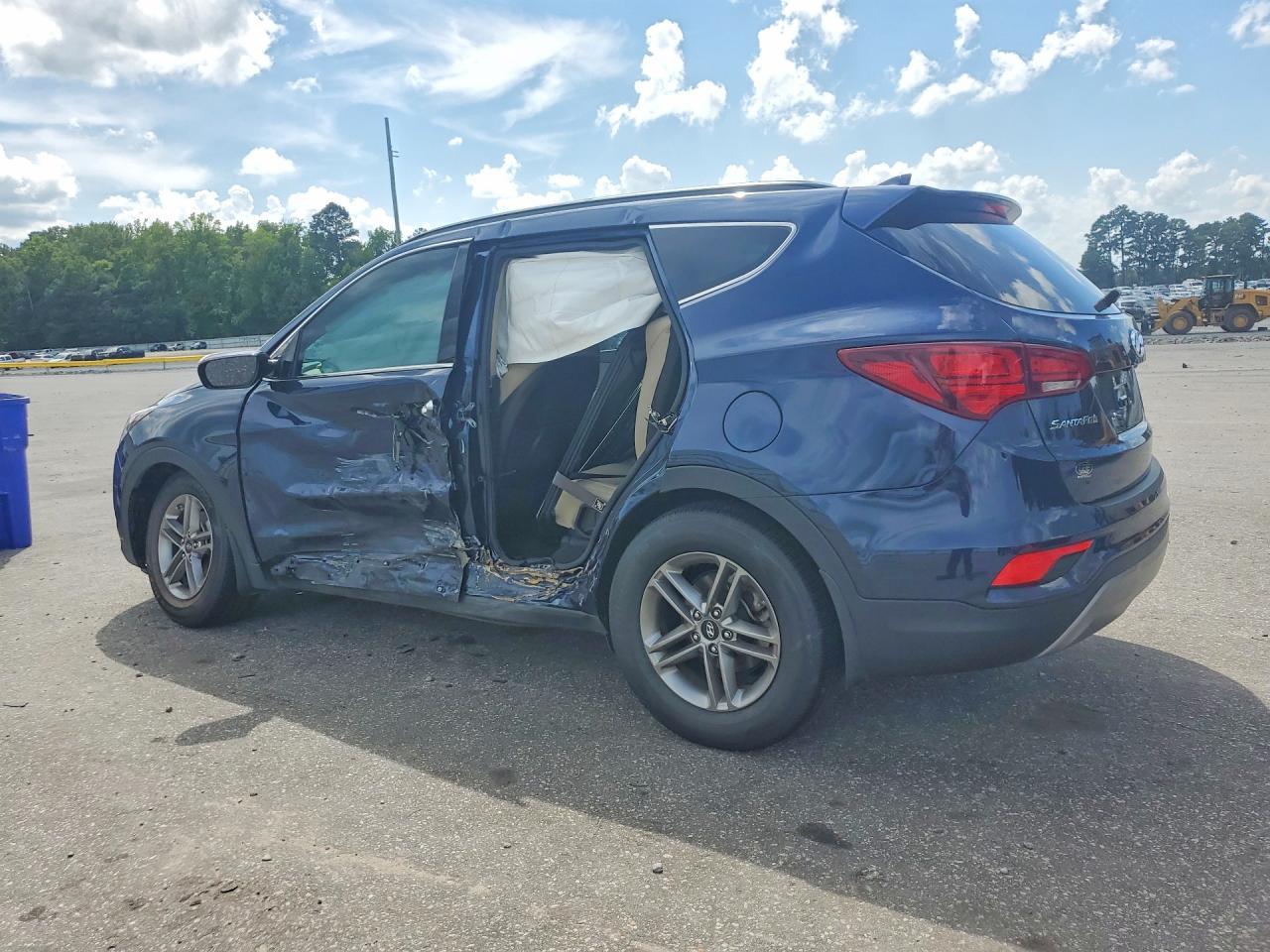2017 Hyundai Santa Fe Sport 2.4L - Фото 2