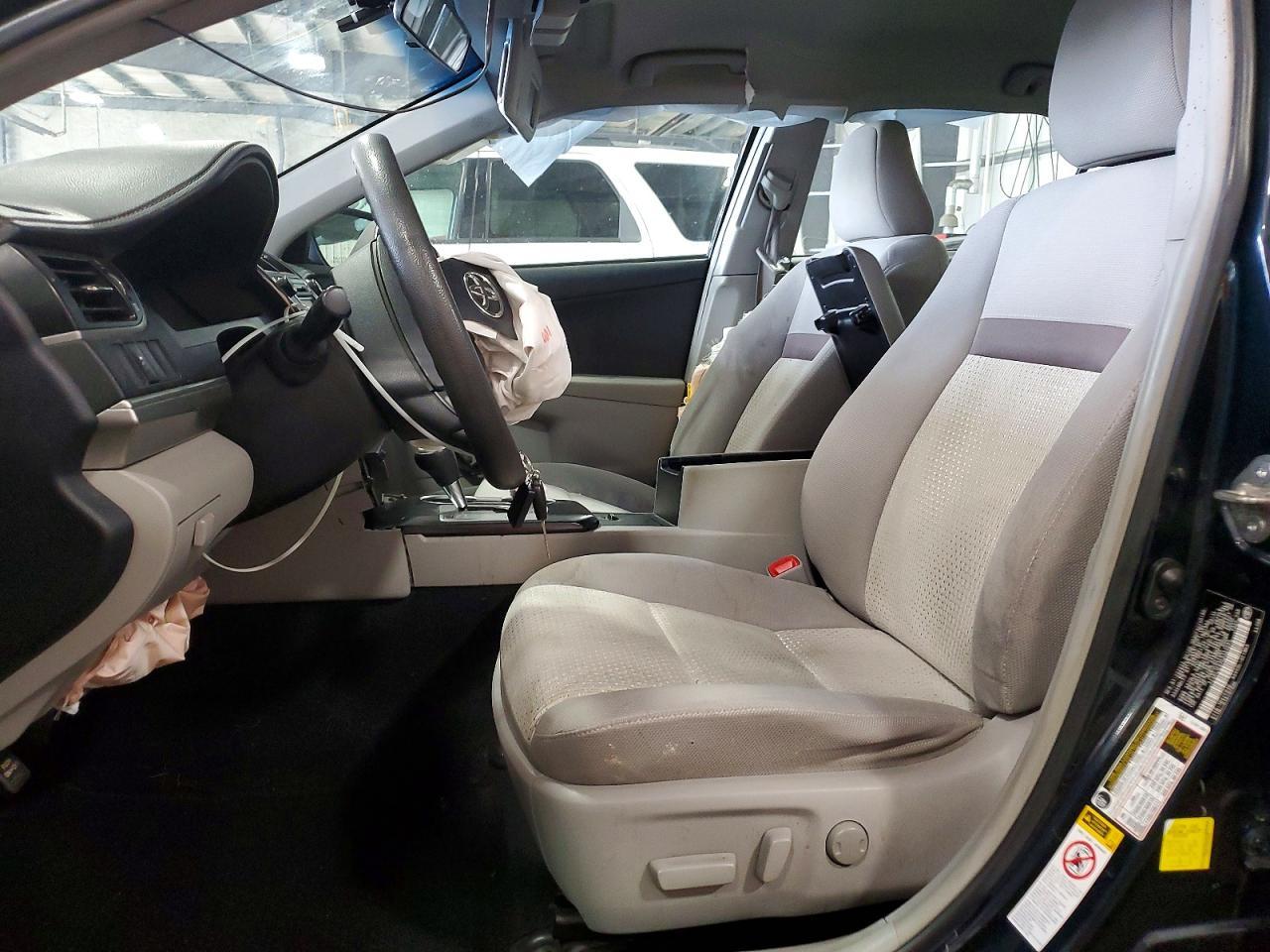 2014 Toyota Camry Le - Фото 7