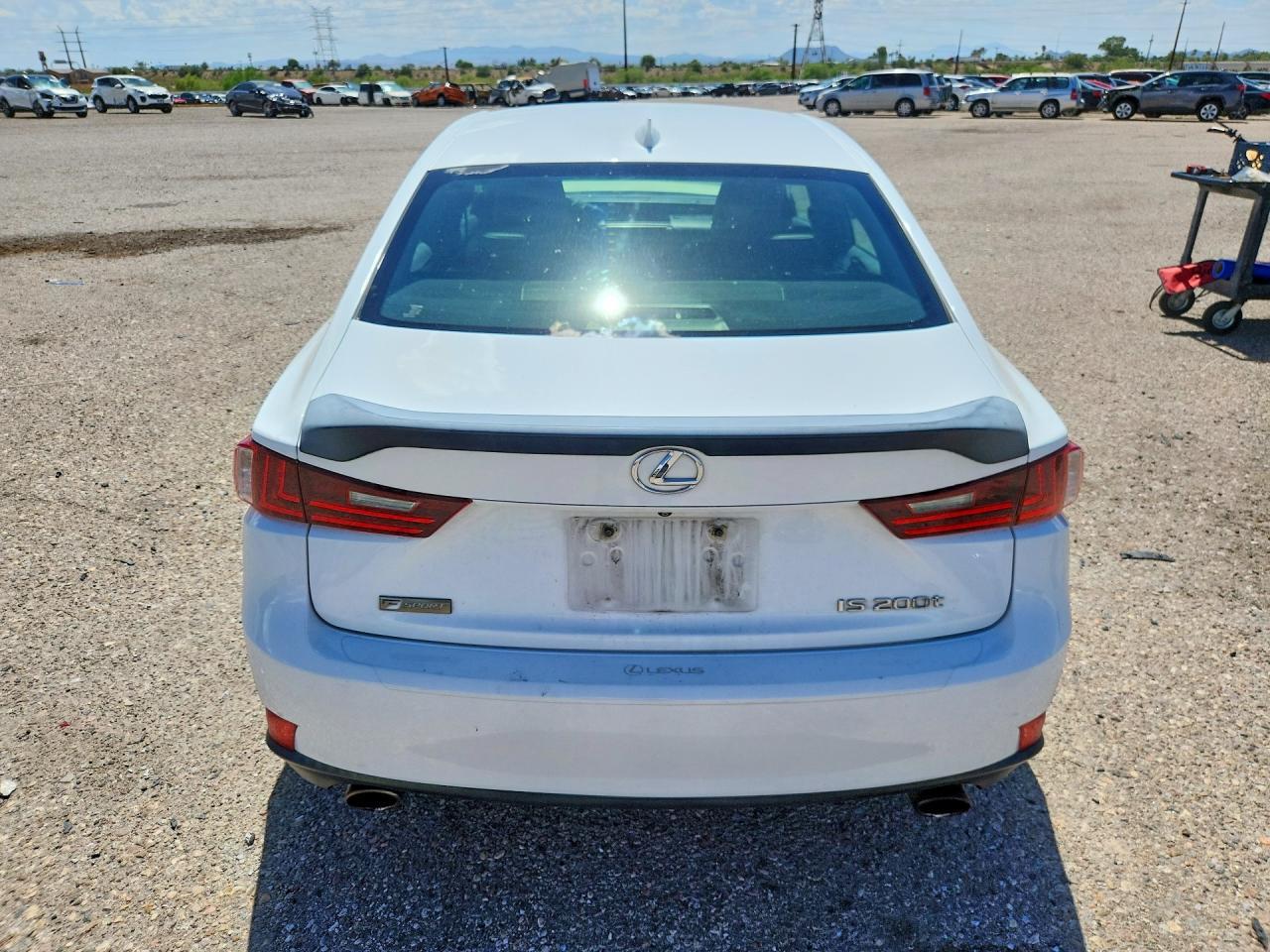 2016 Lexus Is 200T - Фото 6