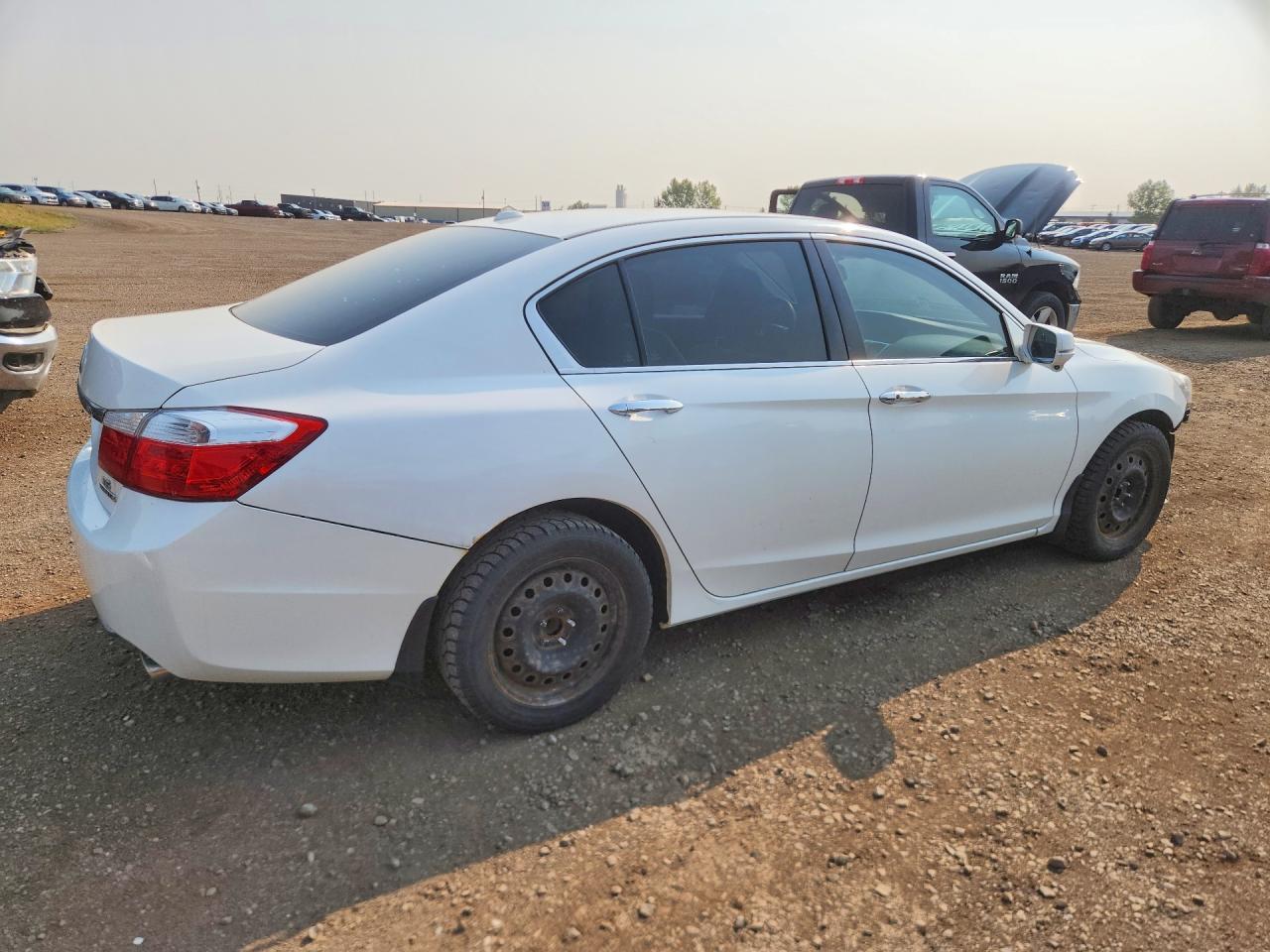 2014 Honda Accord Touring - Image 3