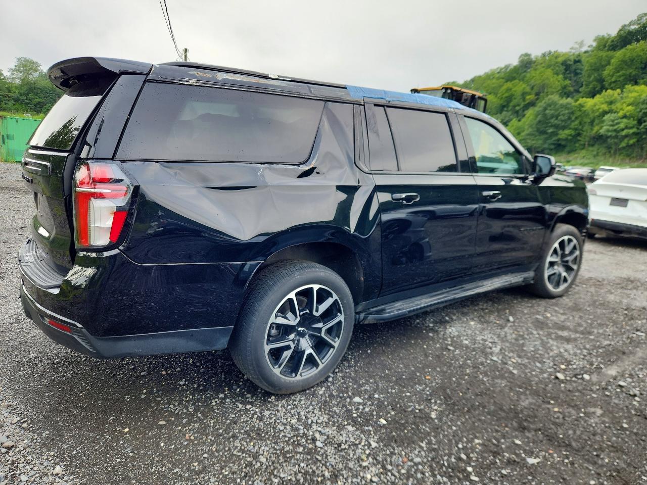 2023 Chevrolet Suburban K1500 Rst - Фото 3