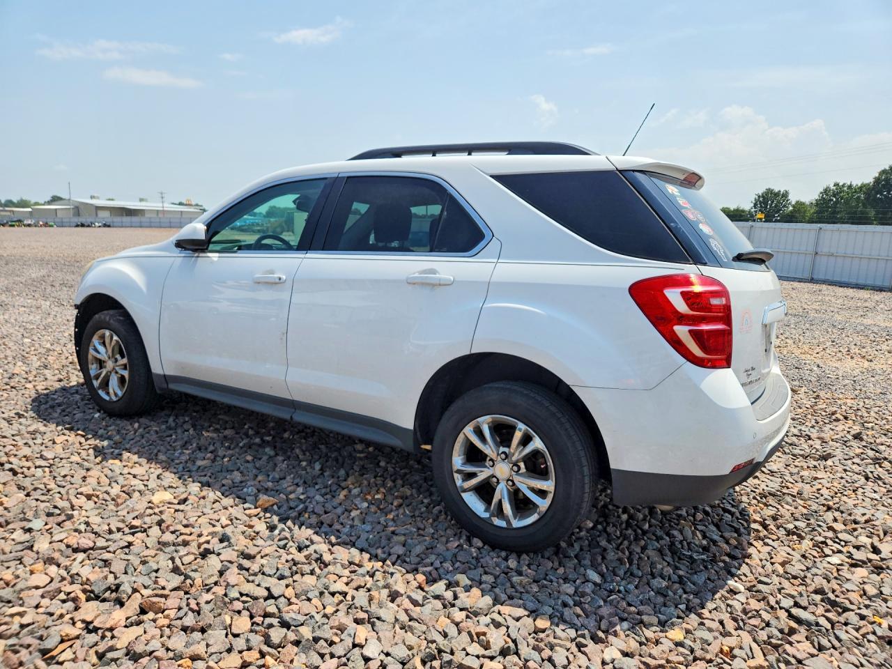 2017 Chevrolet Equinox Lt - Фото 2