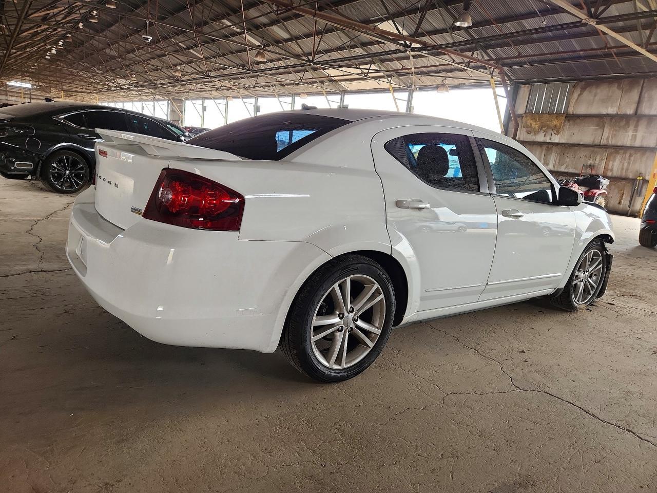 2012 Dodge Avenger Sxt - Image 3