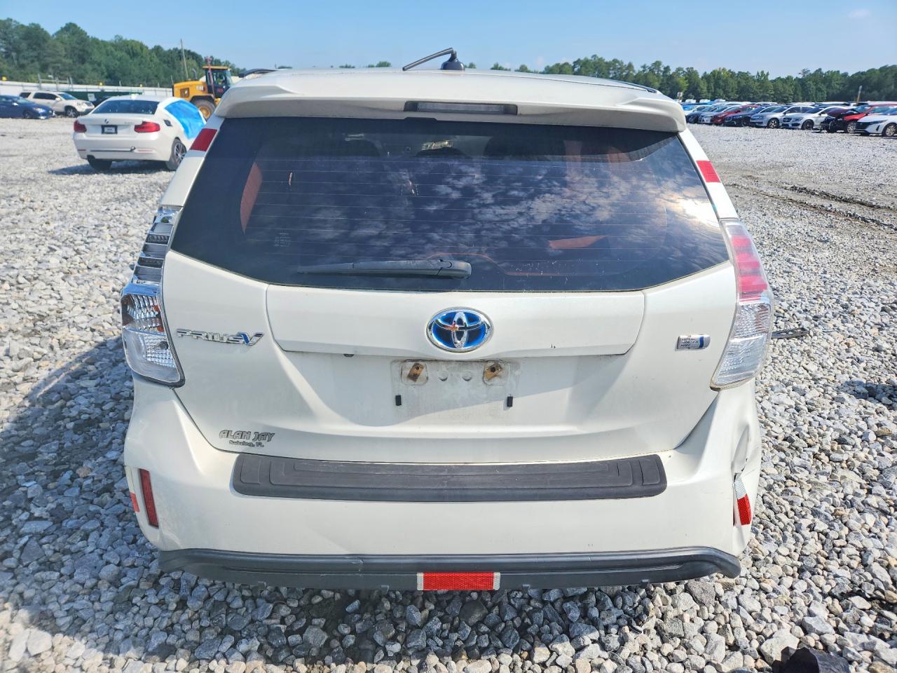 2017 Toyota Prius V Three - Фото 6