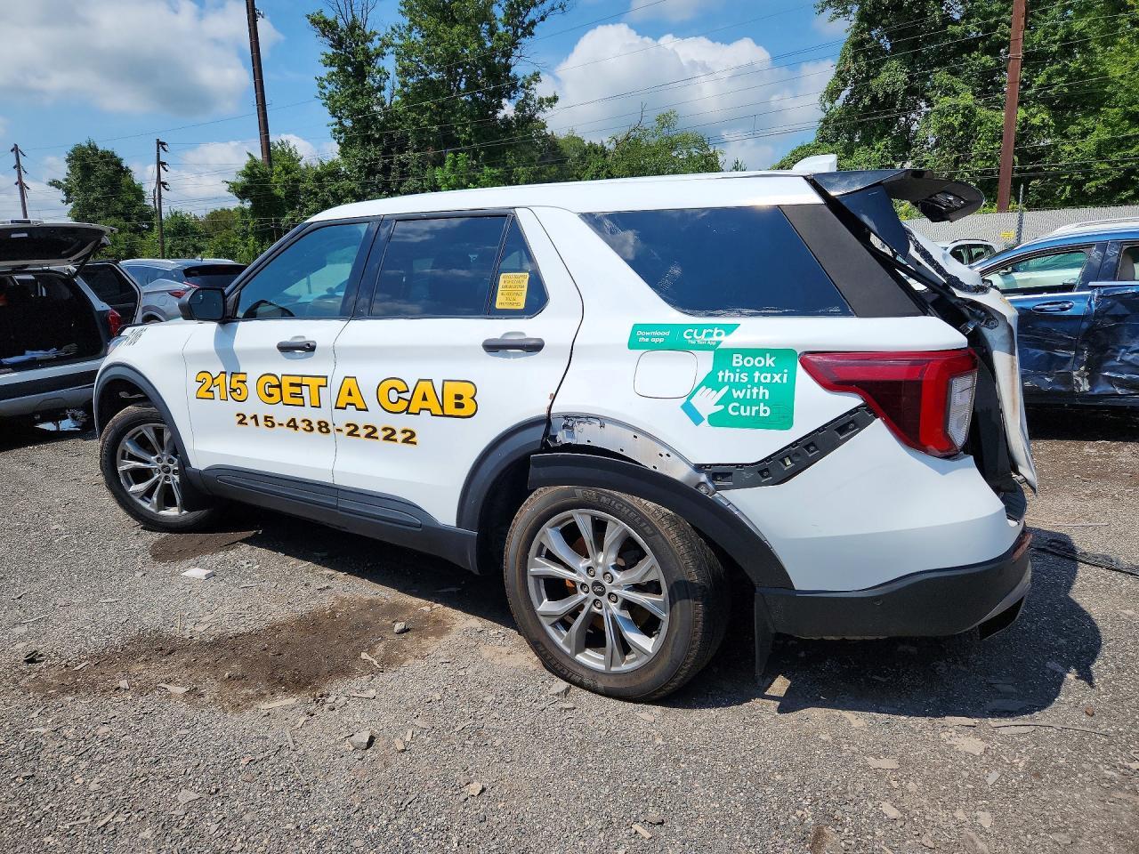 2022 Ford Explorer Police Interceptor - Фото 2