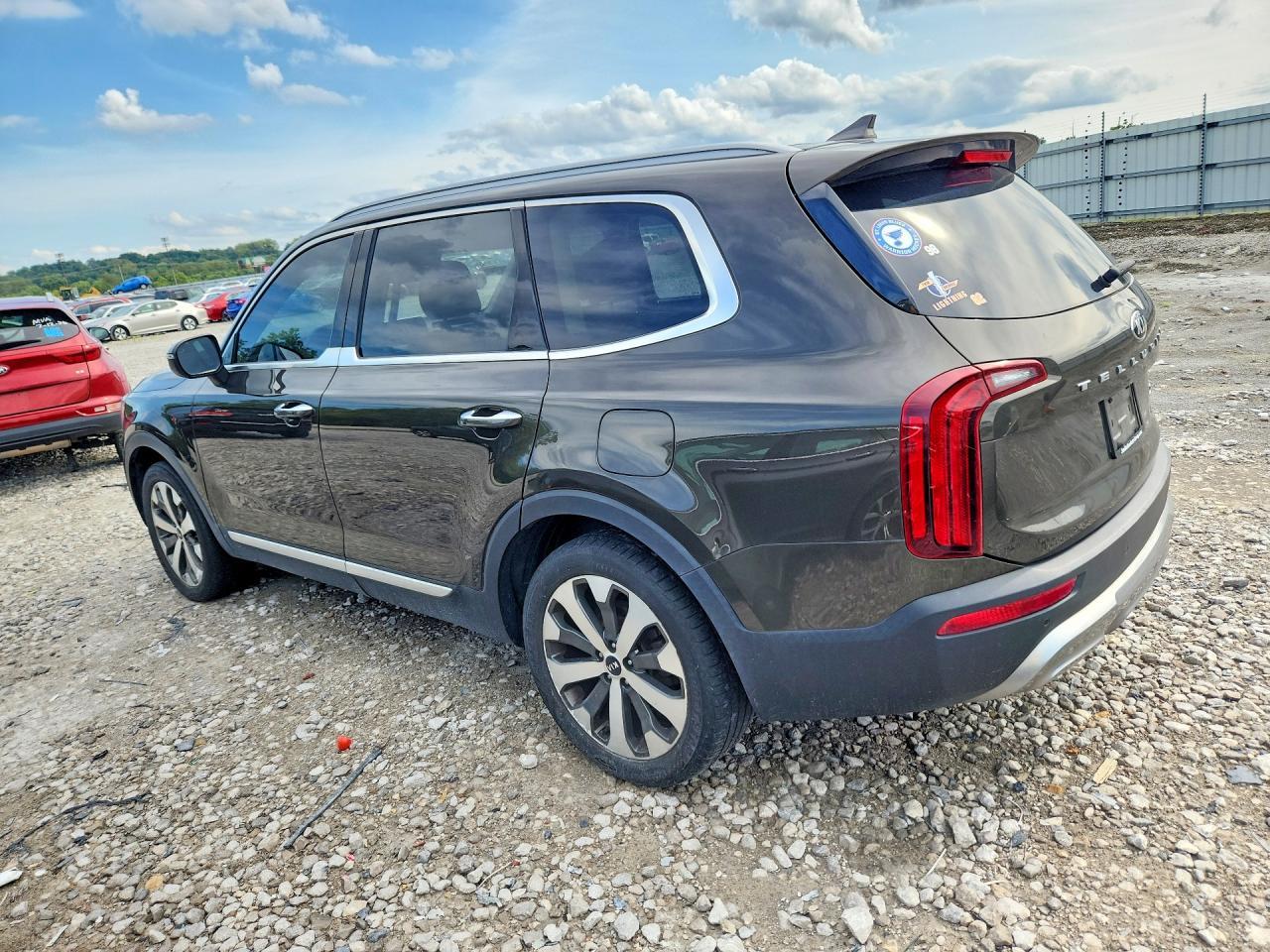 2021 Kia Telluride S - Фото 2