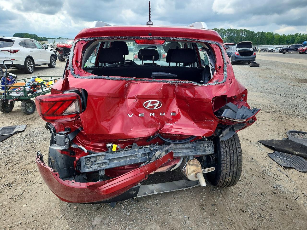 2026 Hyundai Venue Sel - Image 6