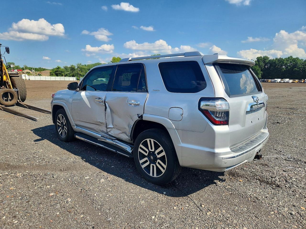 2016 Toyota 4Runner Limited - Фото 2