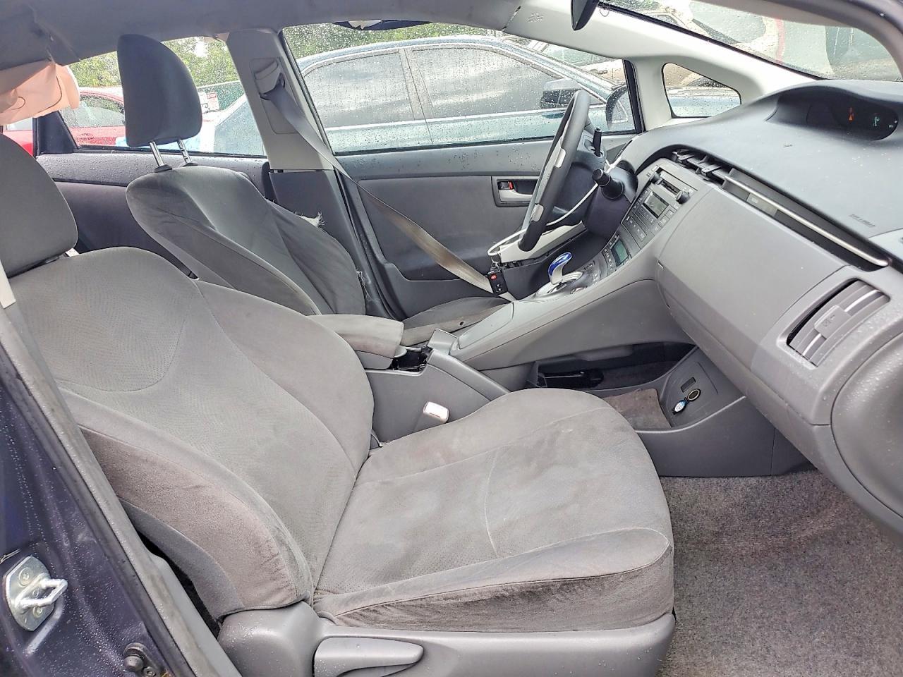 2010 Toyota Prius Iii - Image 7