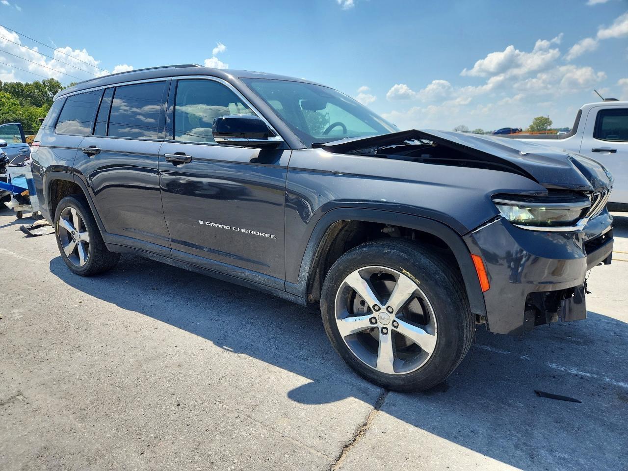 2022 Jeep Grand Cherokee L Limited - Image 4