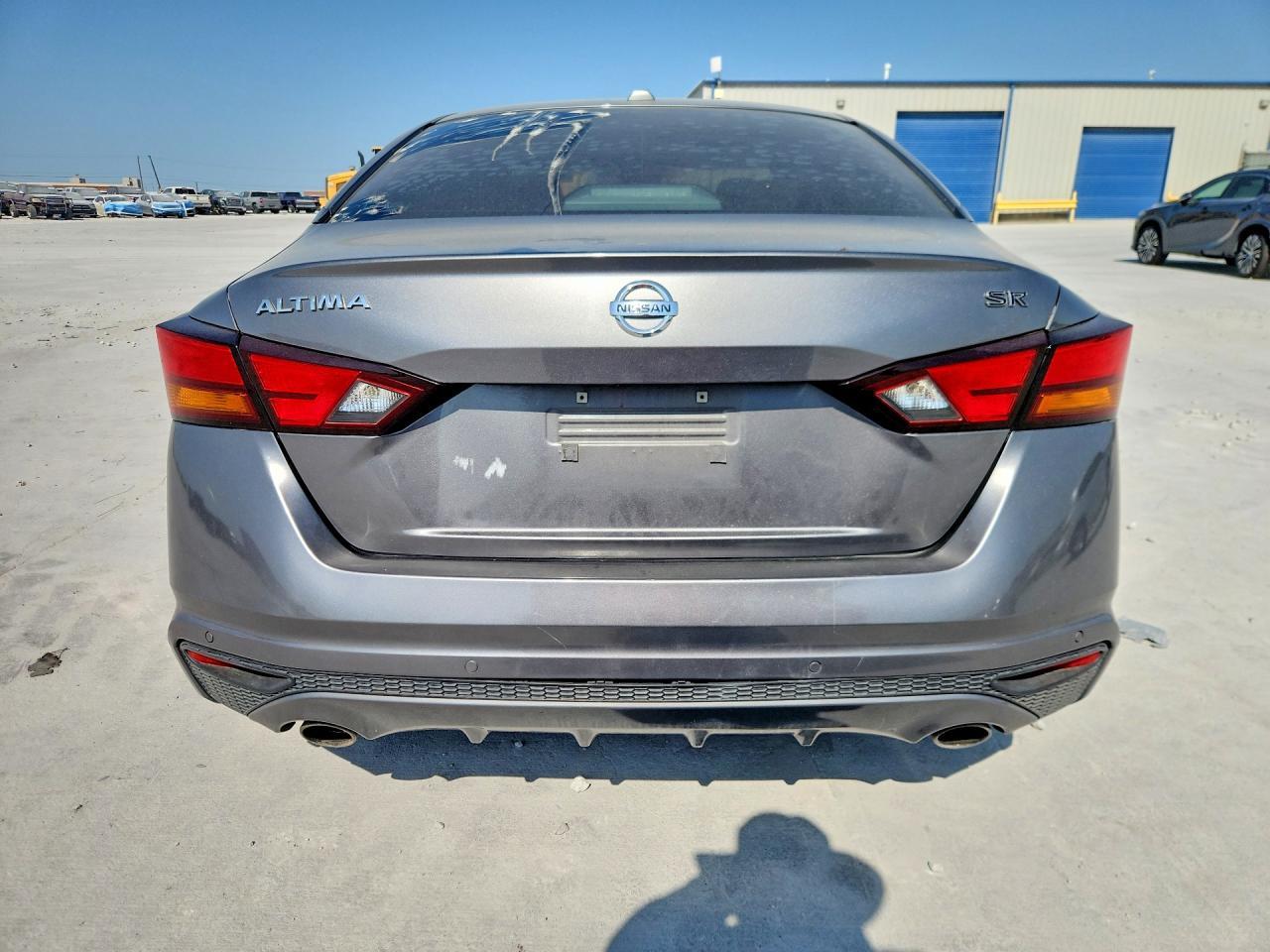 2022 Nissan Altima Sr - Image 6