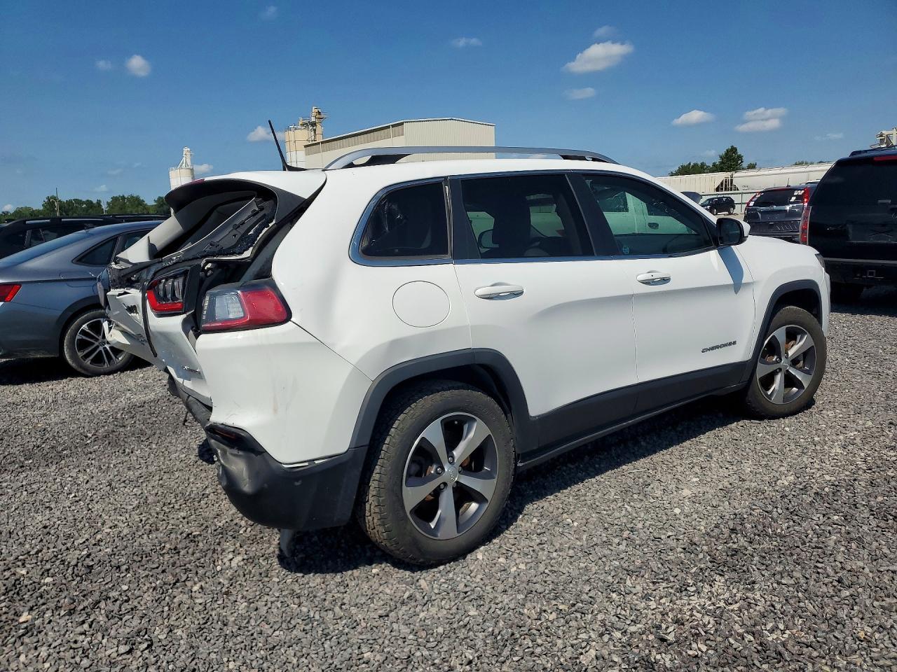 2021 Jeep Cherokee Limited - Image 3