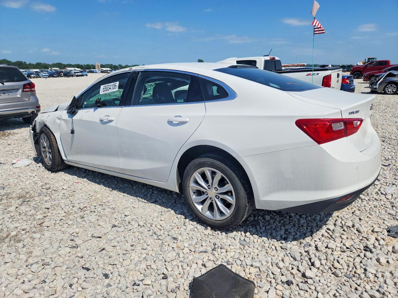 2024 Chevrolet Malibu Lt - Фото 2