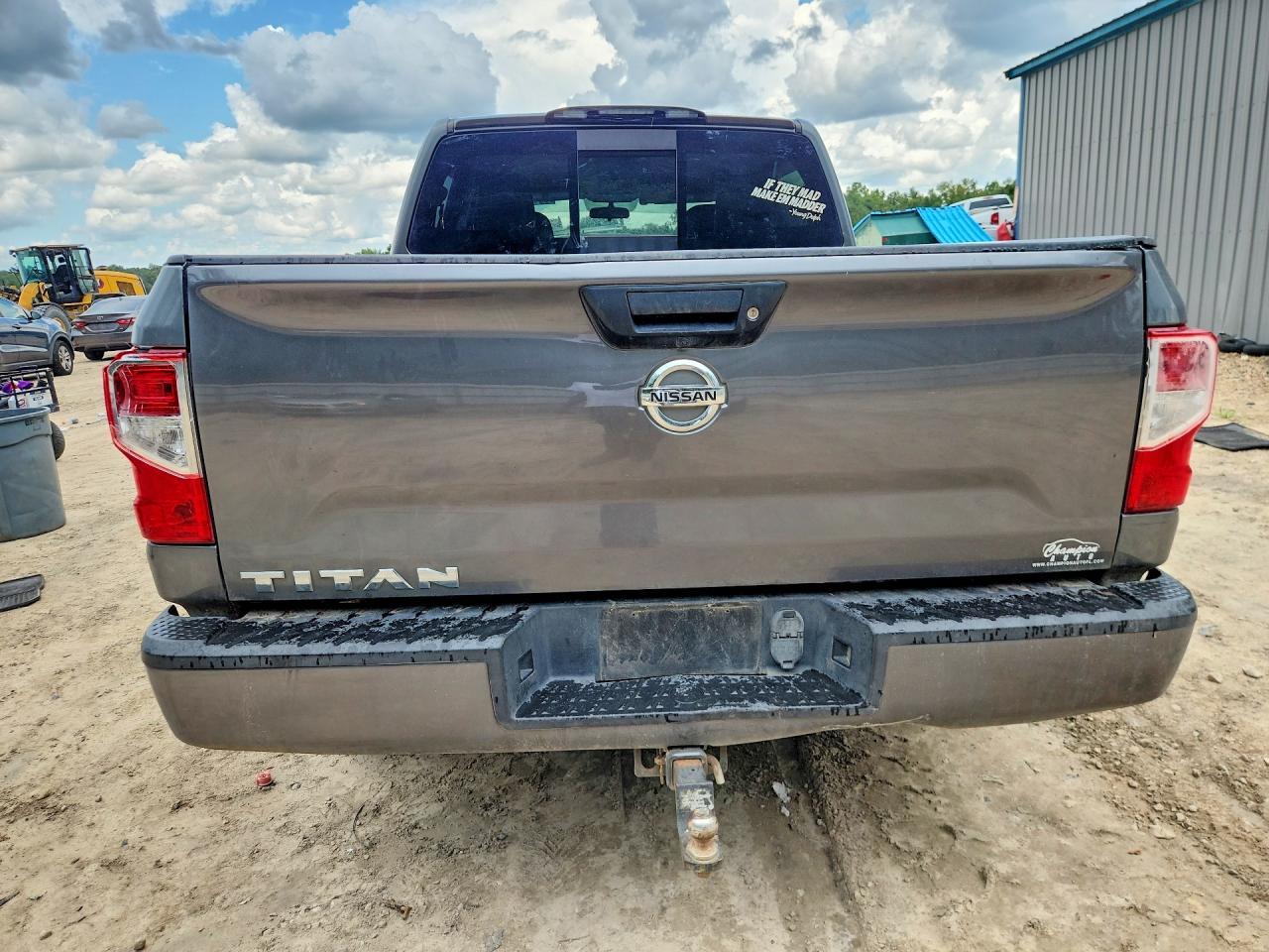 2018 Nissan Titan S - Image 6