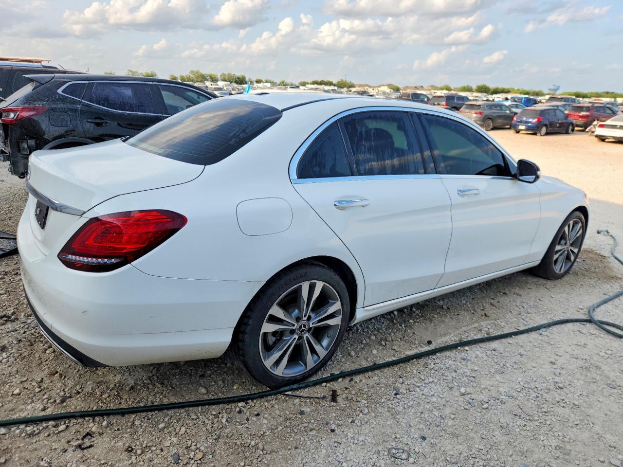 2019 Mercedes-Benz C 300 - Фото 3