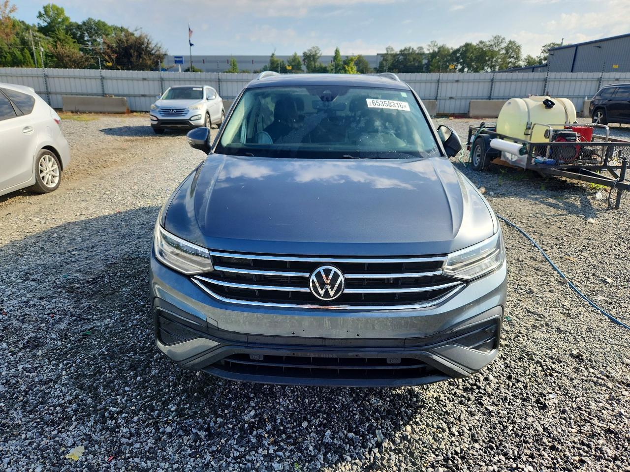 2022 Volkswagen Tiguan Se - Фото 5