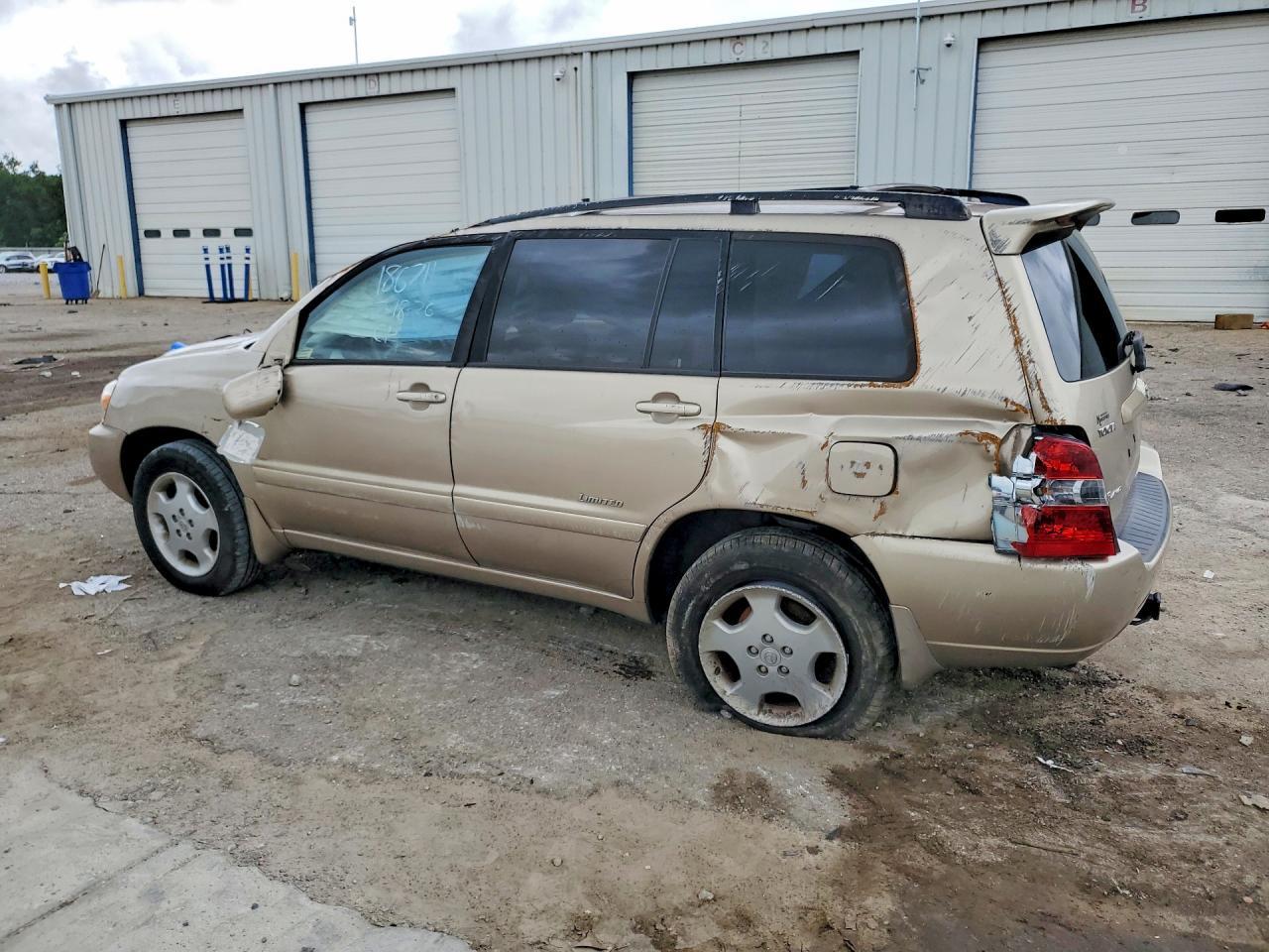 2007 Toyota Highlander Limited - Image 2