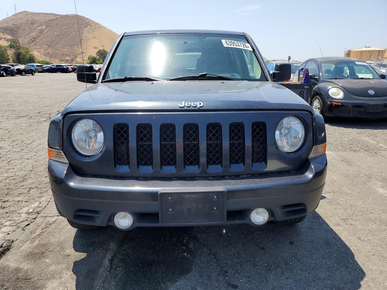 2014 Jeep Patriot Latitude - Фото 5