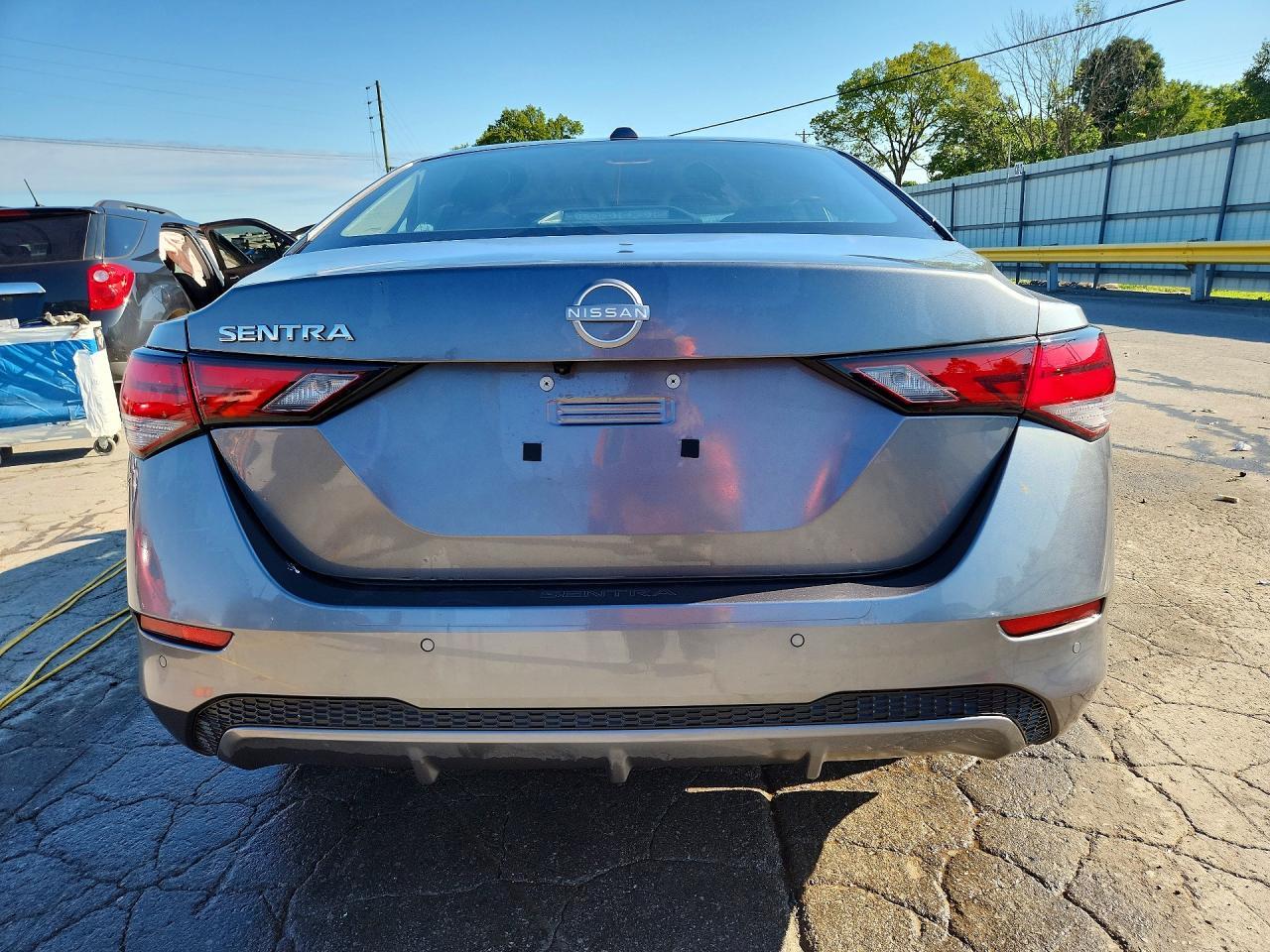 2025 Nissan Sentra Sv - Image 6