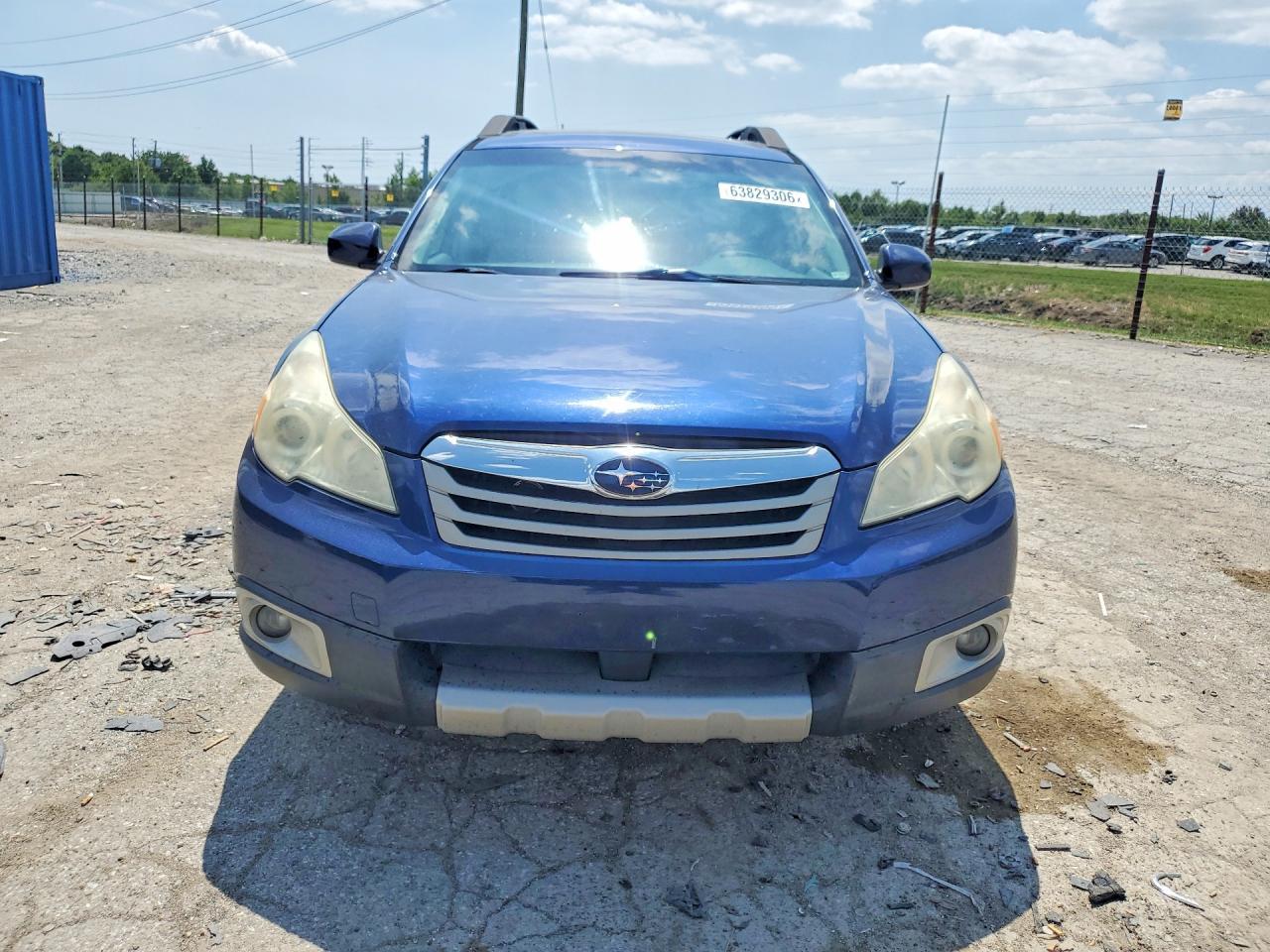 2011 Subaru Outback 3.6R Limited - Фото 5