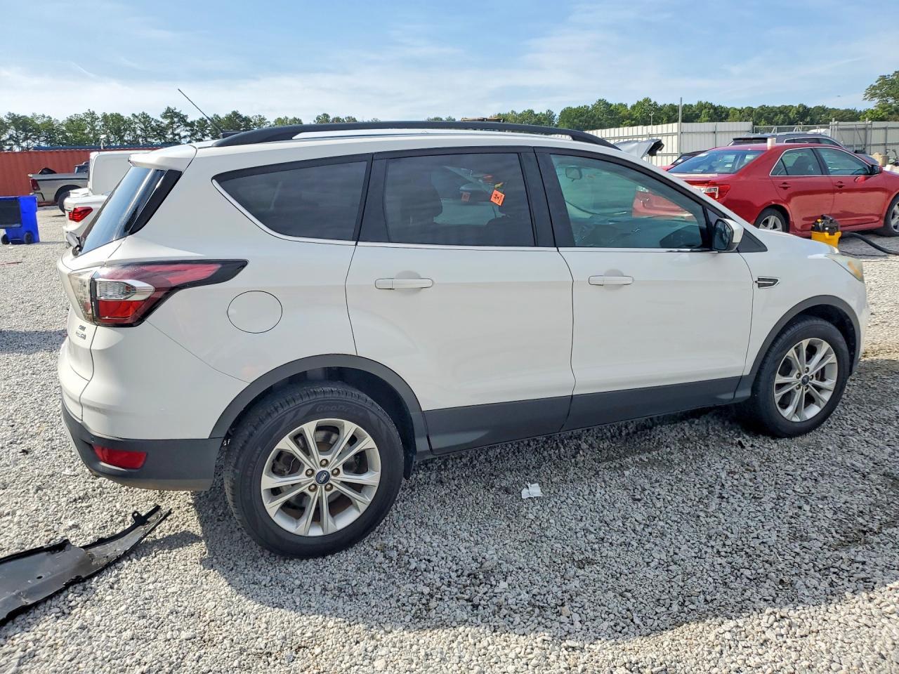 2017 Ford Escape Se - Фото 3