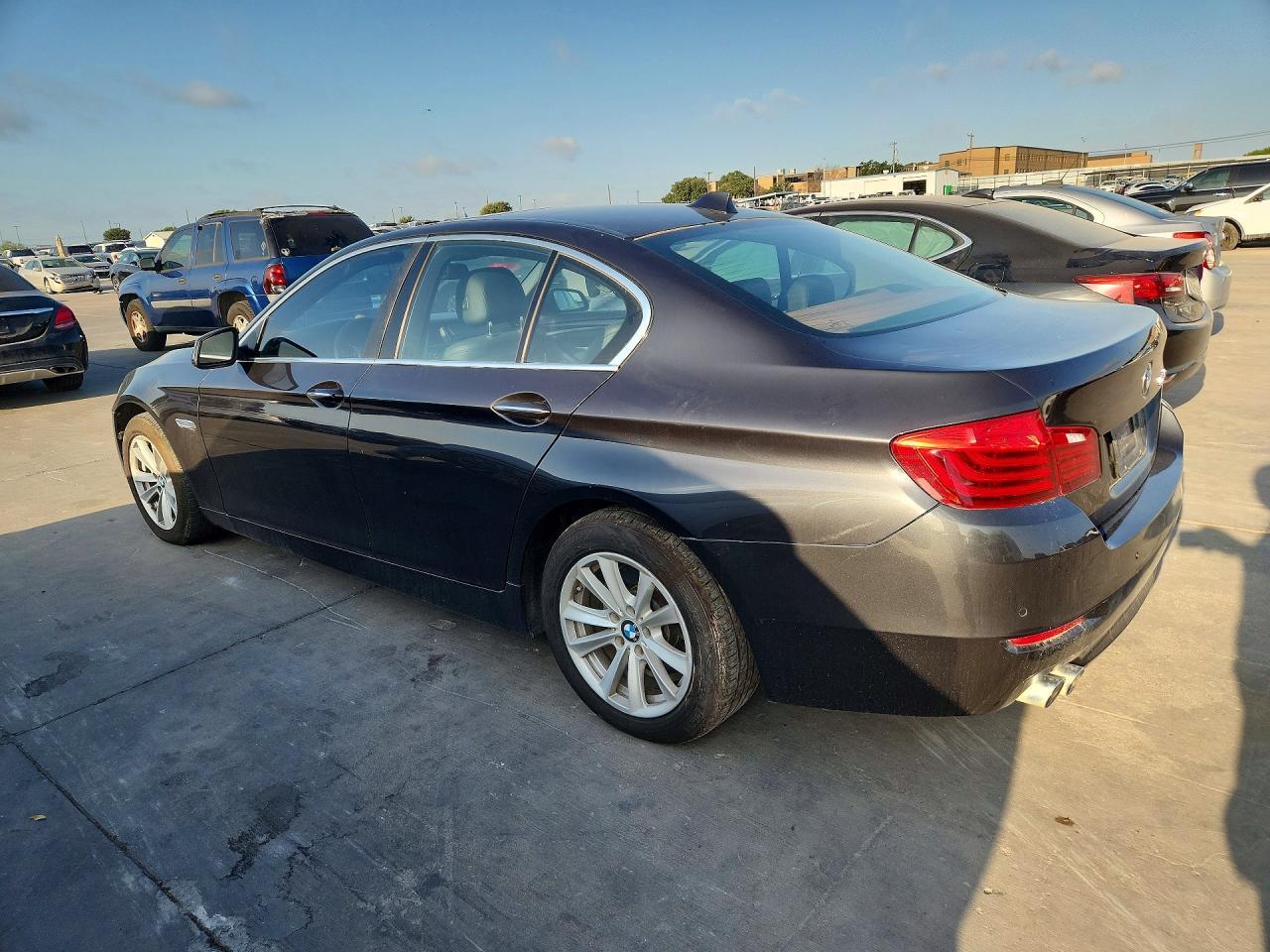 2016 BMW 528 I - Фото 2