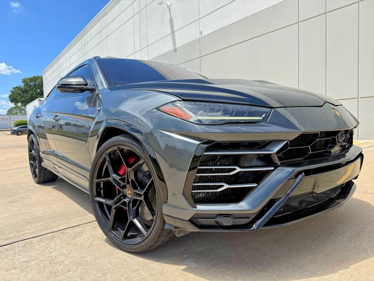 2019 Lamborghini Urus