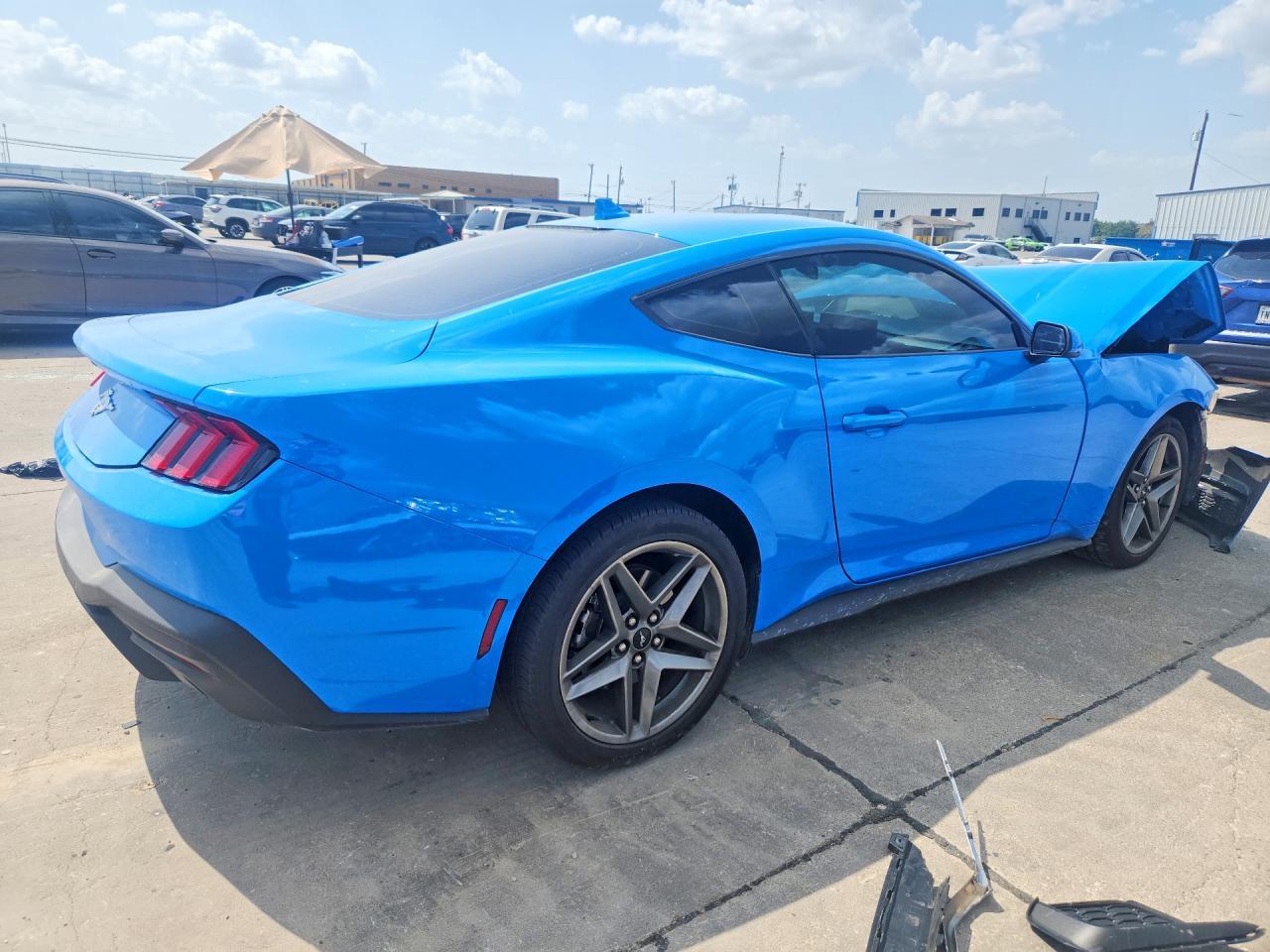 2025 Ford Mustang - Фото 3