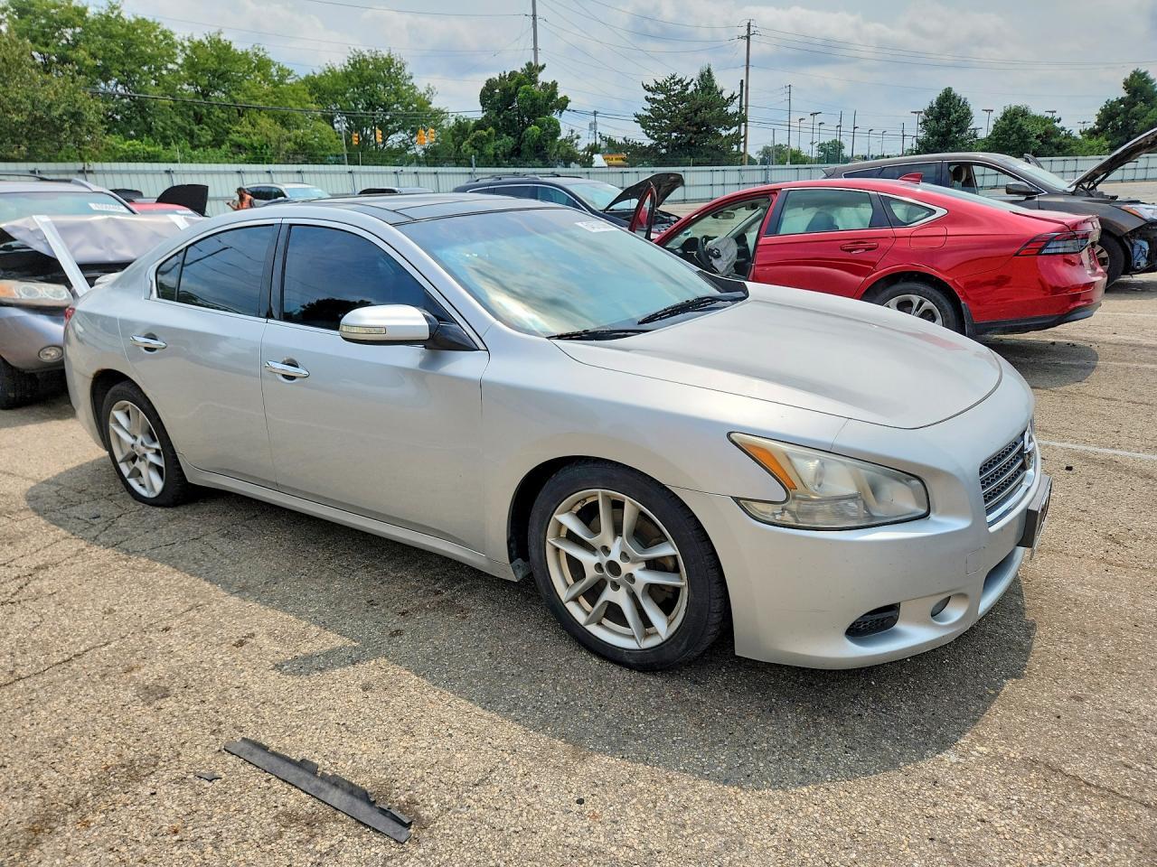 2011 Nissan Maxima 3.5 S - Image 4