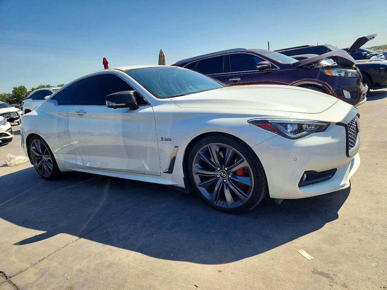 2020 Infiniti Q60 Red Sport 400 - Image 4