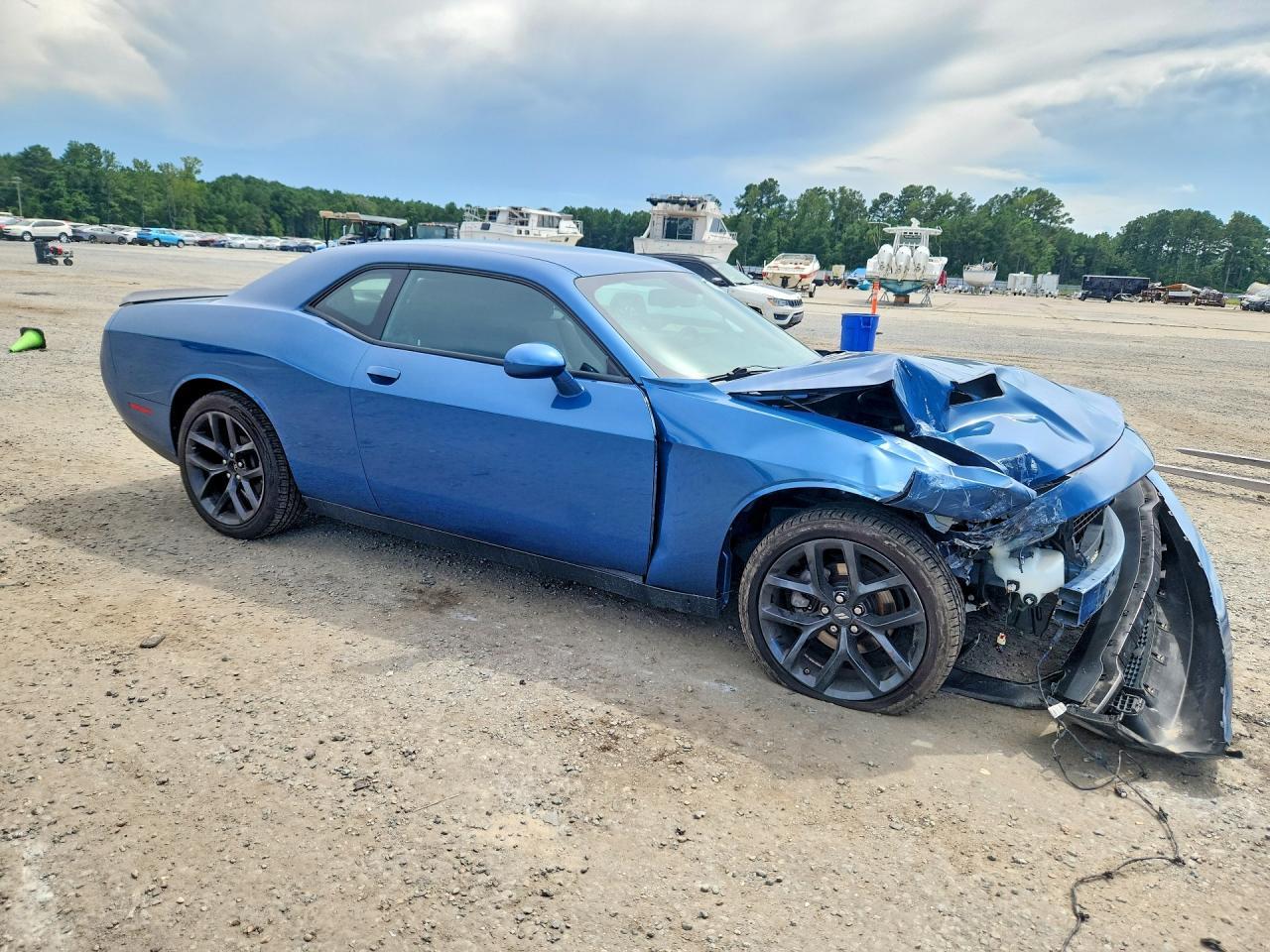 2022 Dodge Challenger Sxt - Фото 4