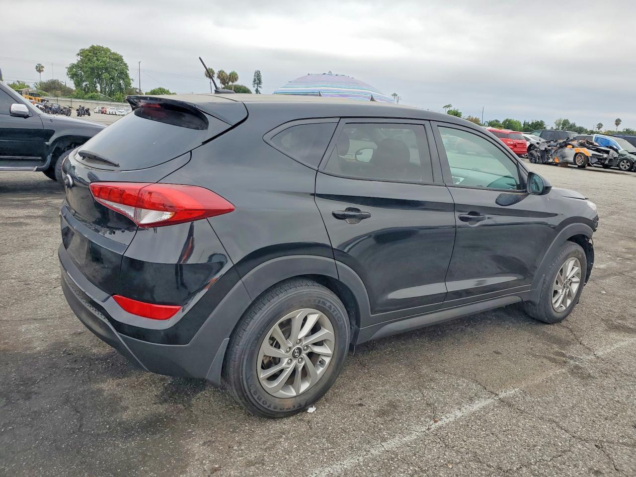 2017 Hyundai Tucson Se - Фото 3