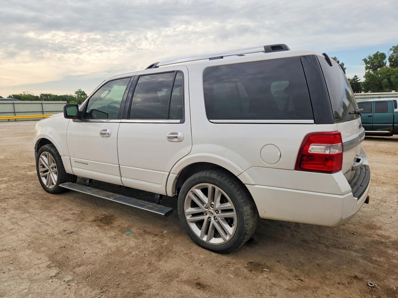 2017 Ford Expedition Platinum - Фото 2