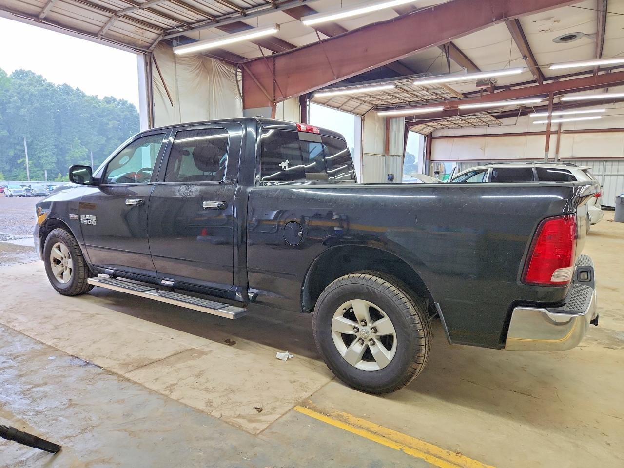2017 Ram 1500 Slt - Image 2
