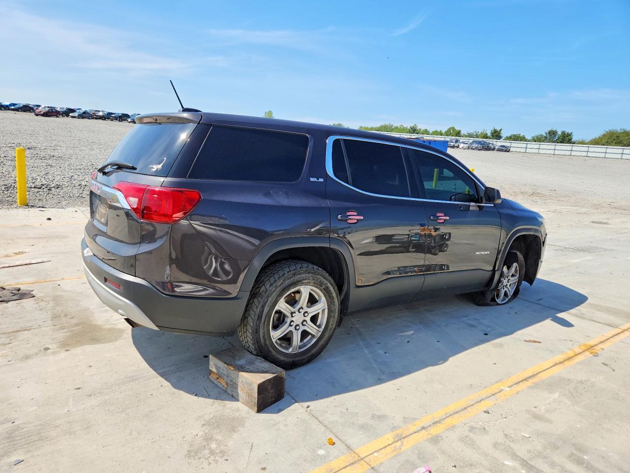 2018 GMC Acadia Sle - Фото 3
