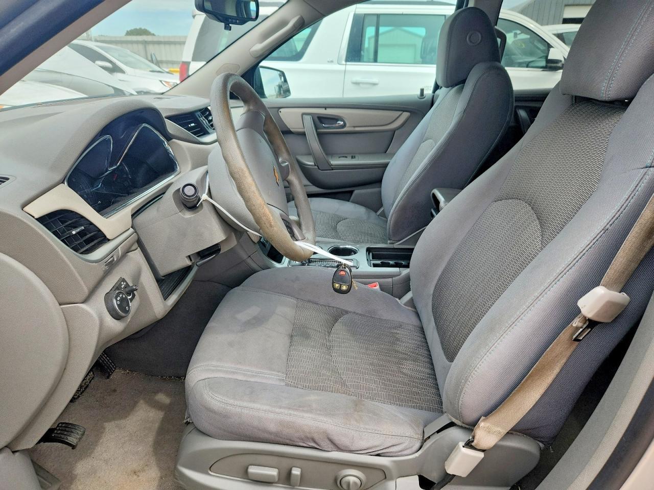 2014 Chevrolet Traverse Ls - Image 7
