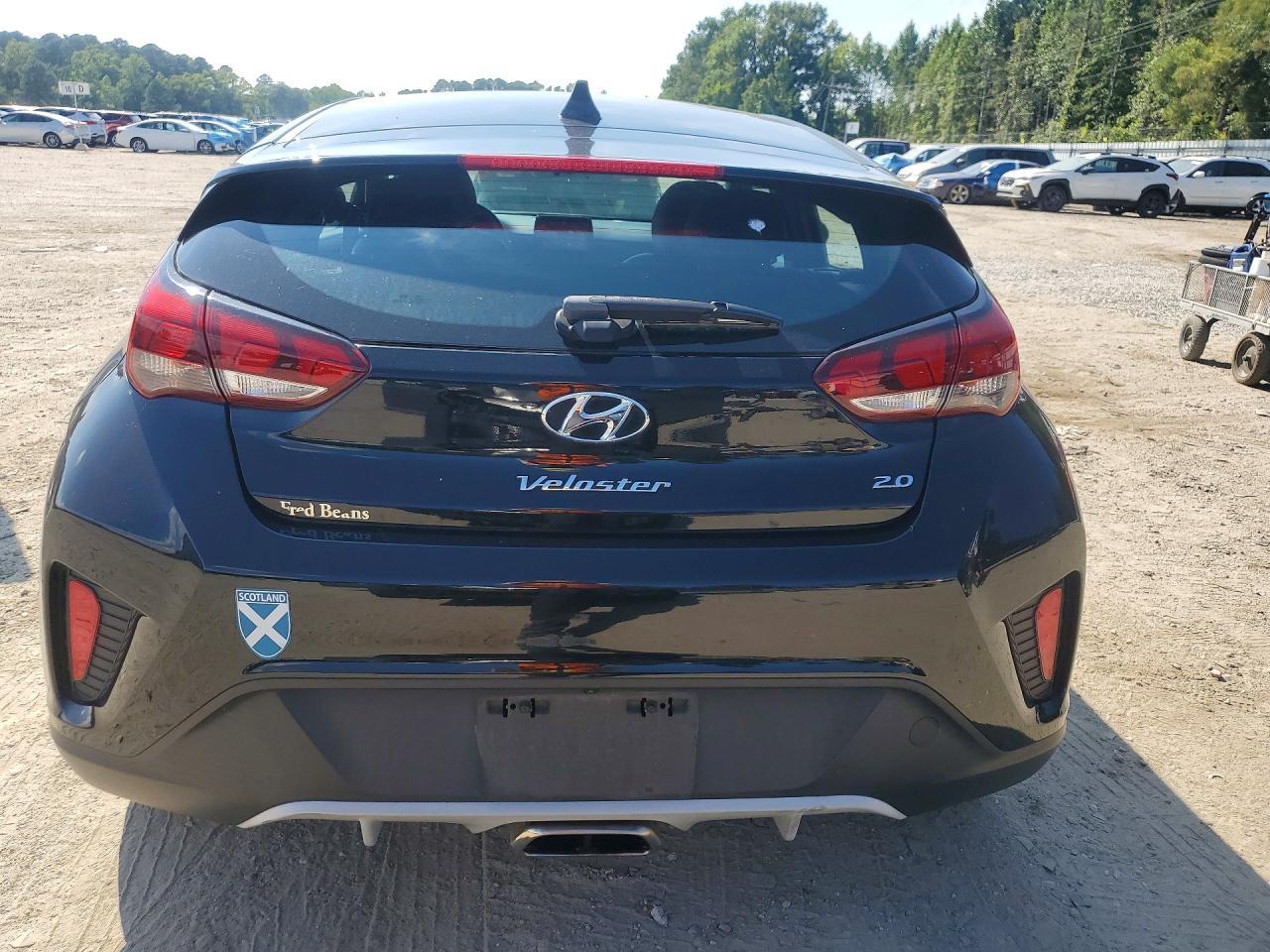 2020 Hyundai Veloster 2.0L Premium - Фото 6